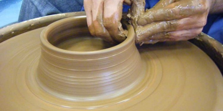 Ceramics handbuilding